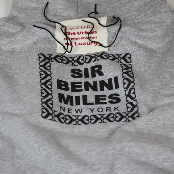 THE PREMIUM Hoody - Picture 7 of 13